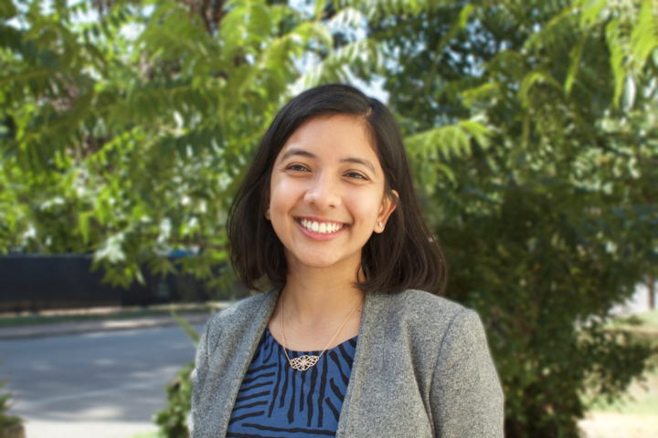 Naveena headshot