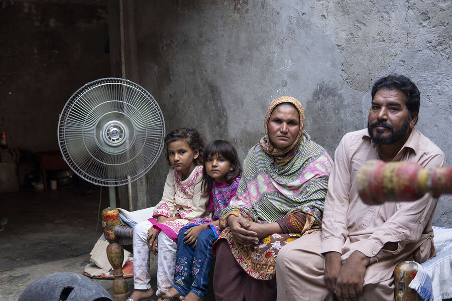0902 domestic workers family.jpg Domestic family