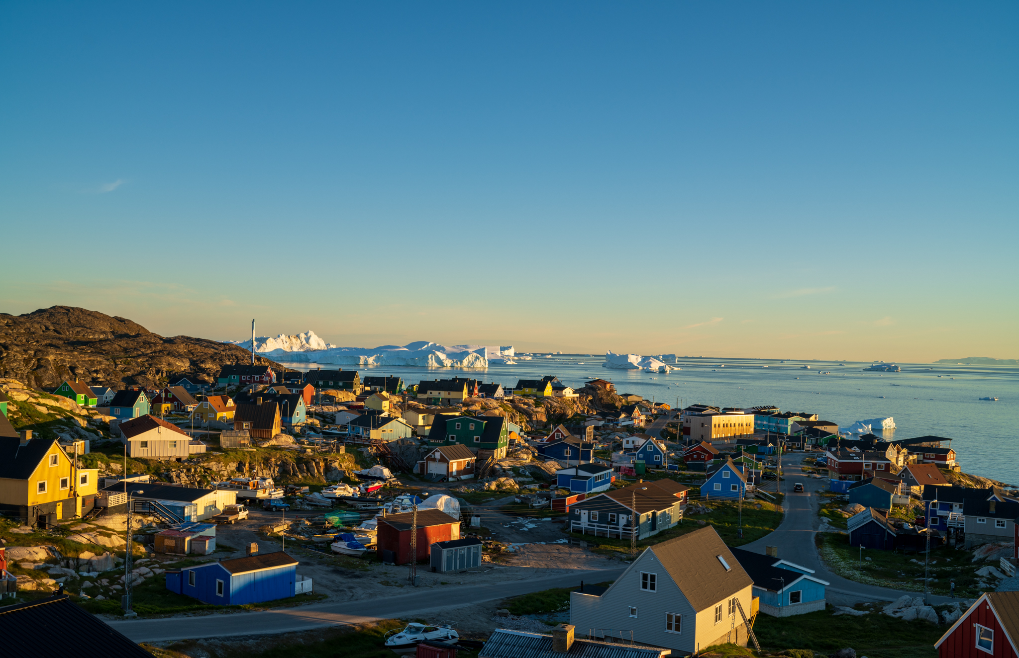 DSC01117.jpg Sunset over Illulissat