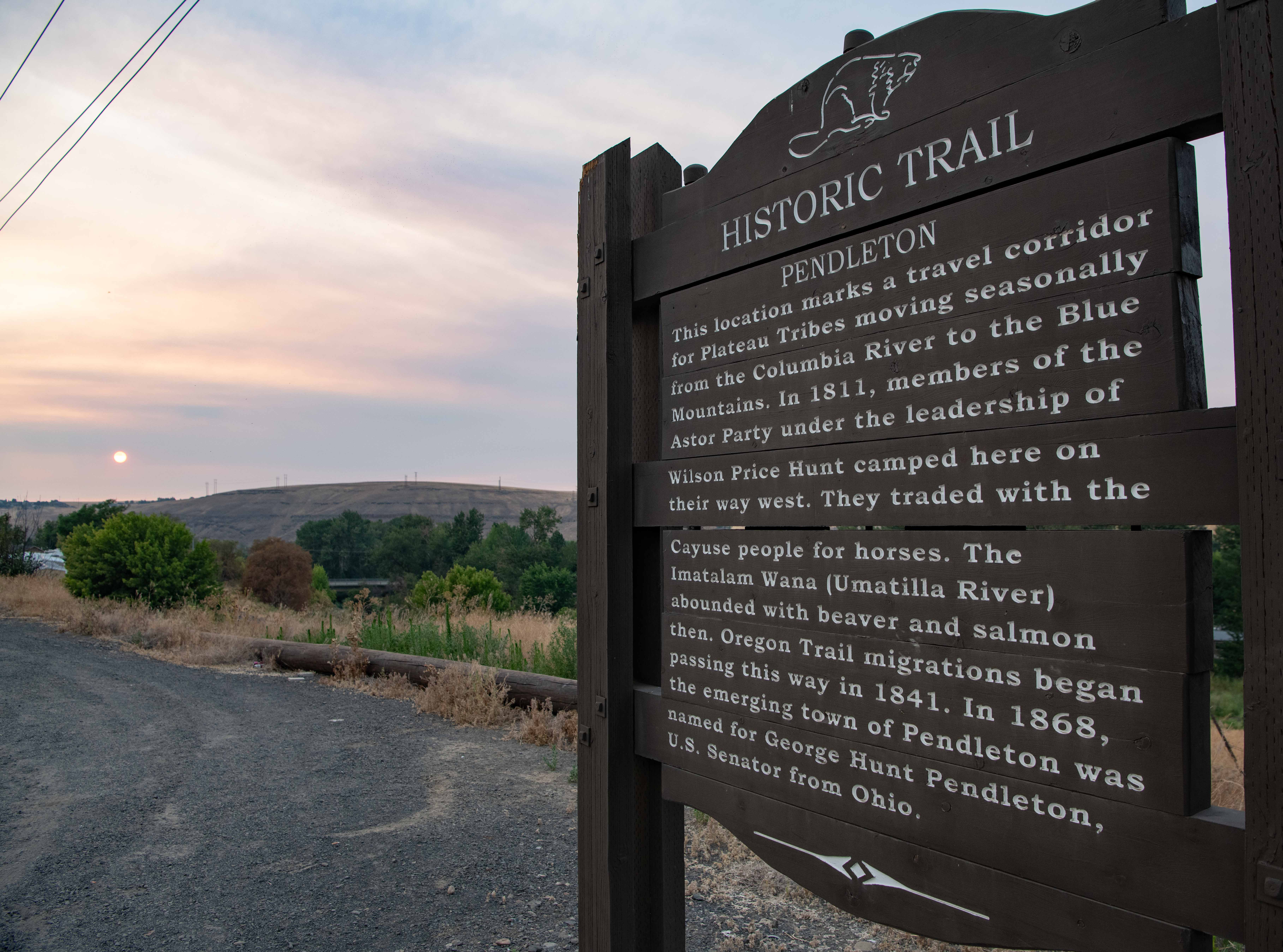 OregonTrailmarker.jpg trails