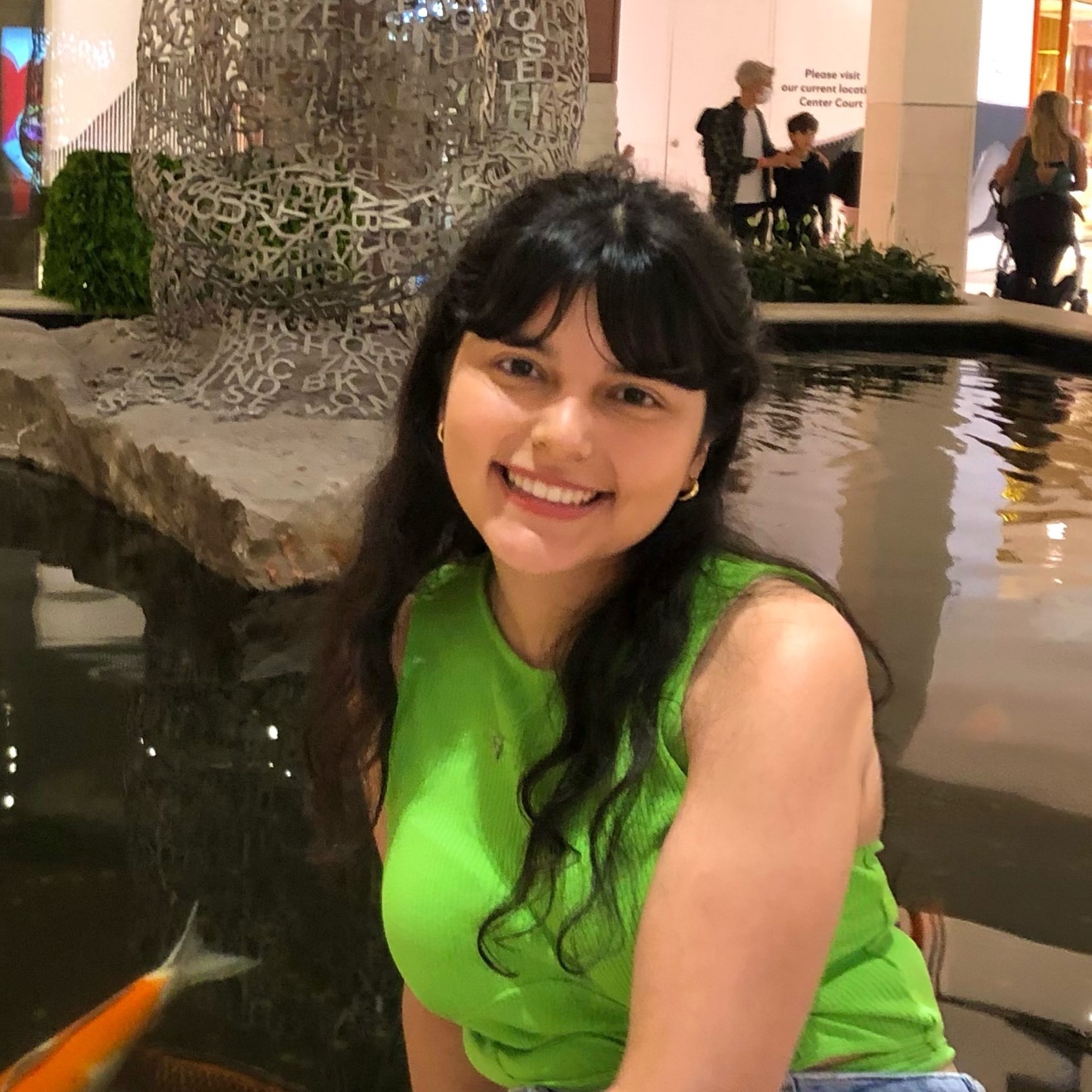 Portrait of Nathalie Castellanos.