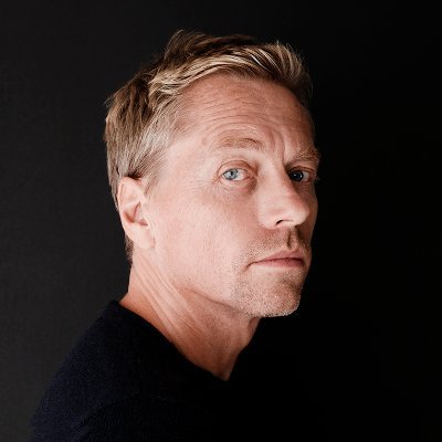 Daniel Howden headshot