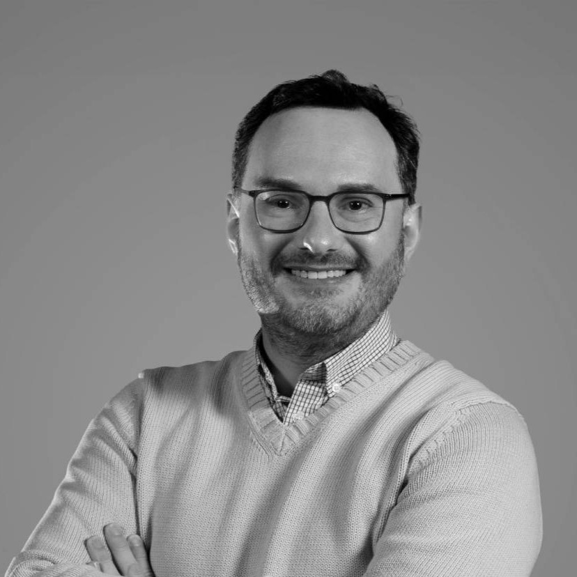 Gabriel Farías headshot