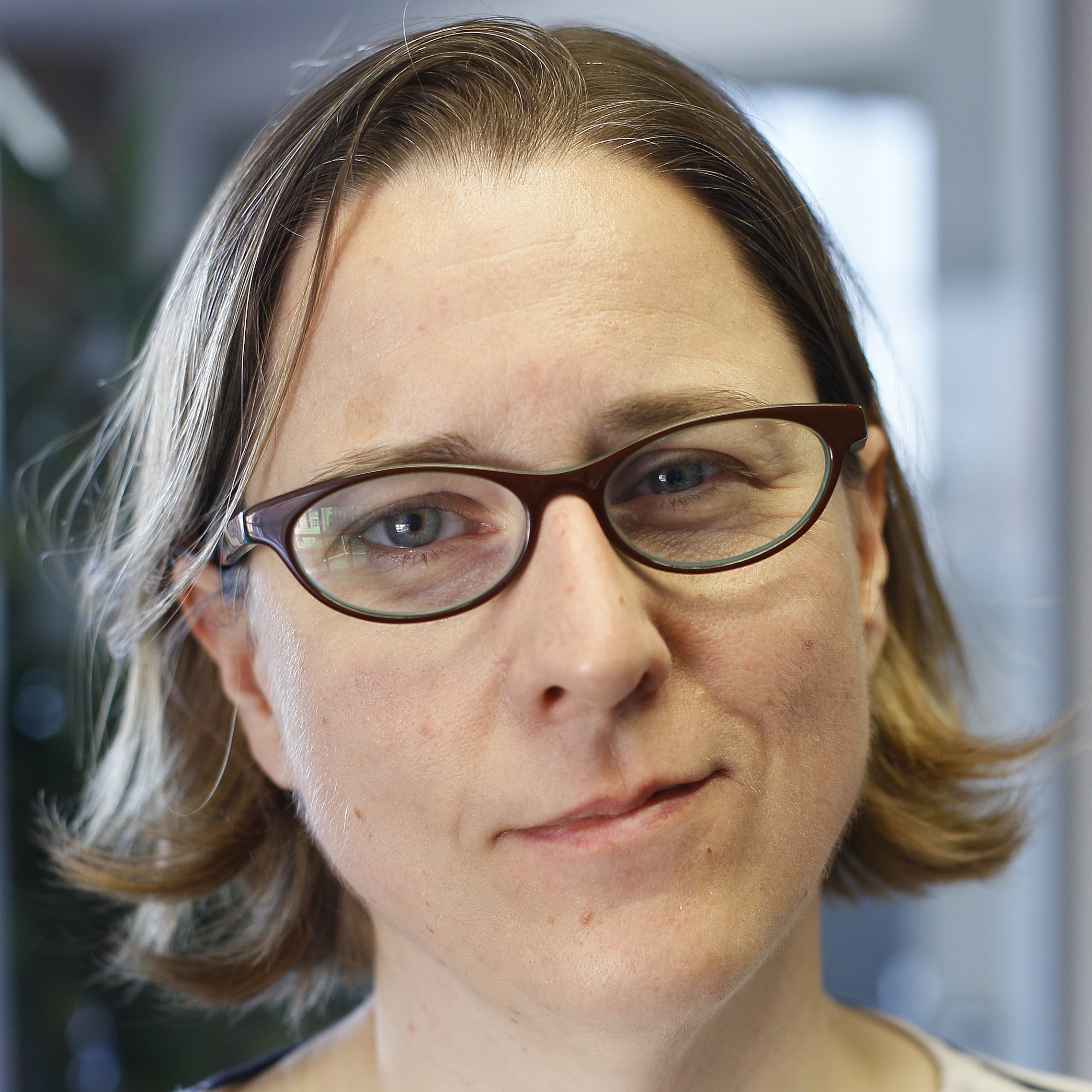 Jill Lawless headshot