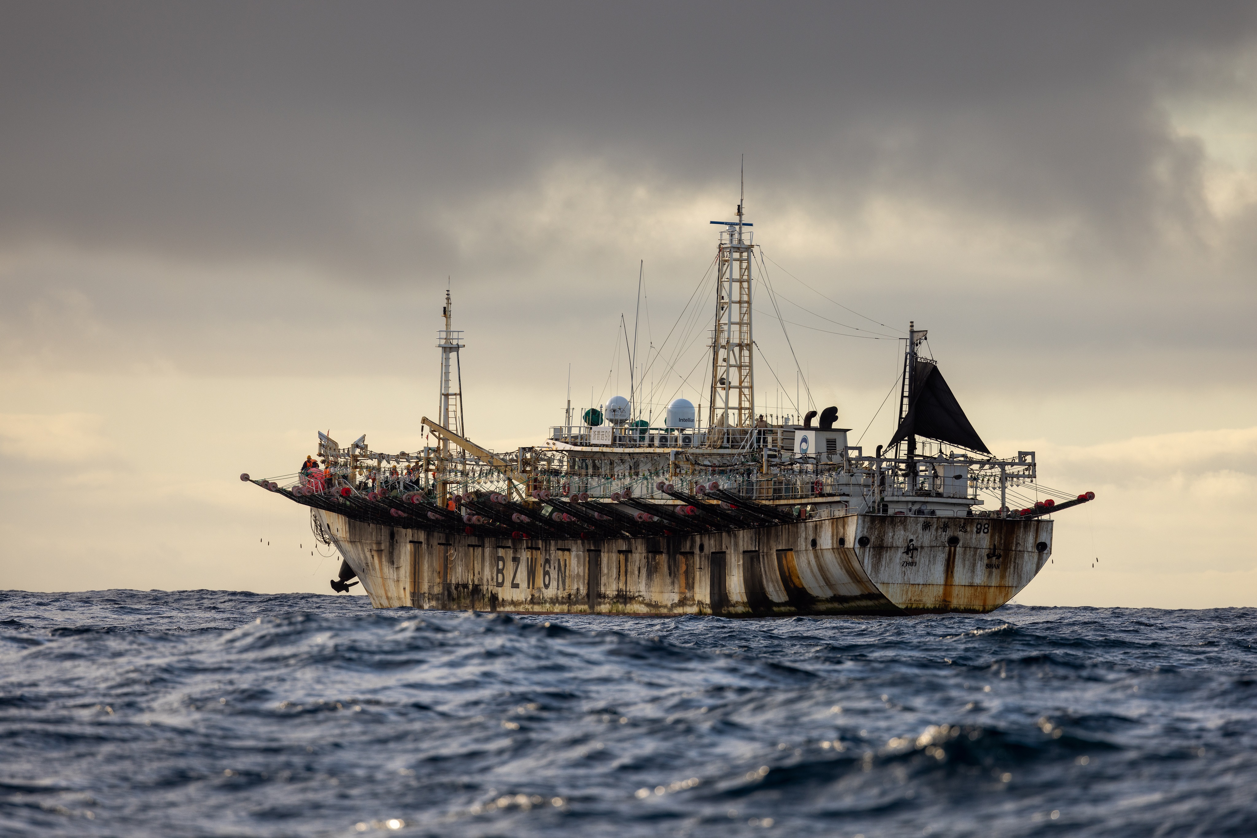 From Bait to Plate – Tracking the Chinese Fishing Ships Linked to