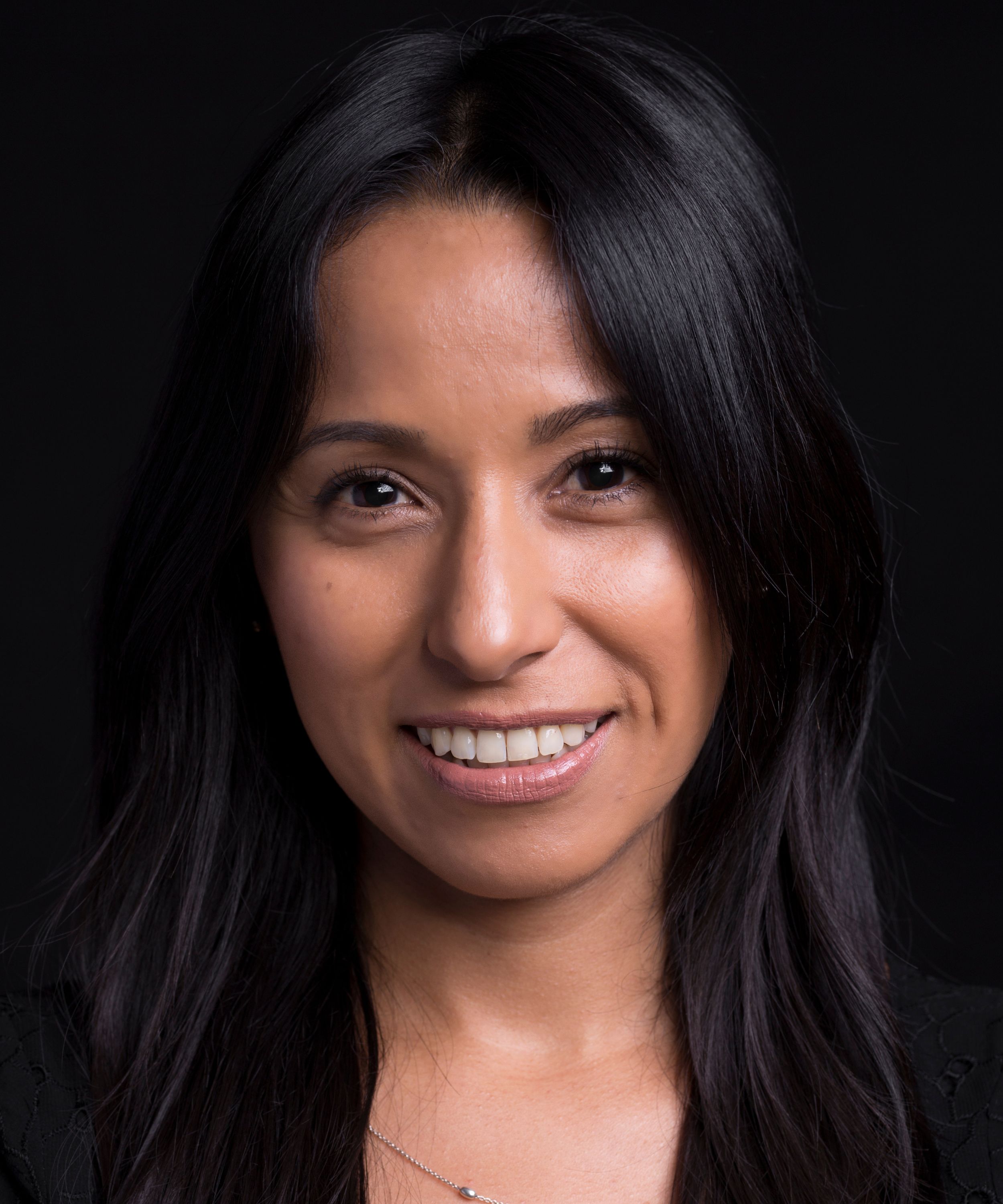 Patricia Meneses headshot