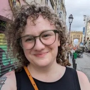 Annie Ropeik headshot