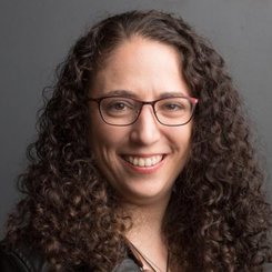 Emilia Diaz-Struck