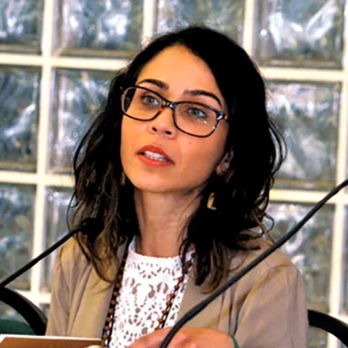 Marcela Vecchione-Gonçalves headshot