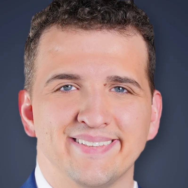 Eric Henrikson headshot