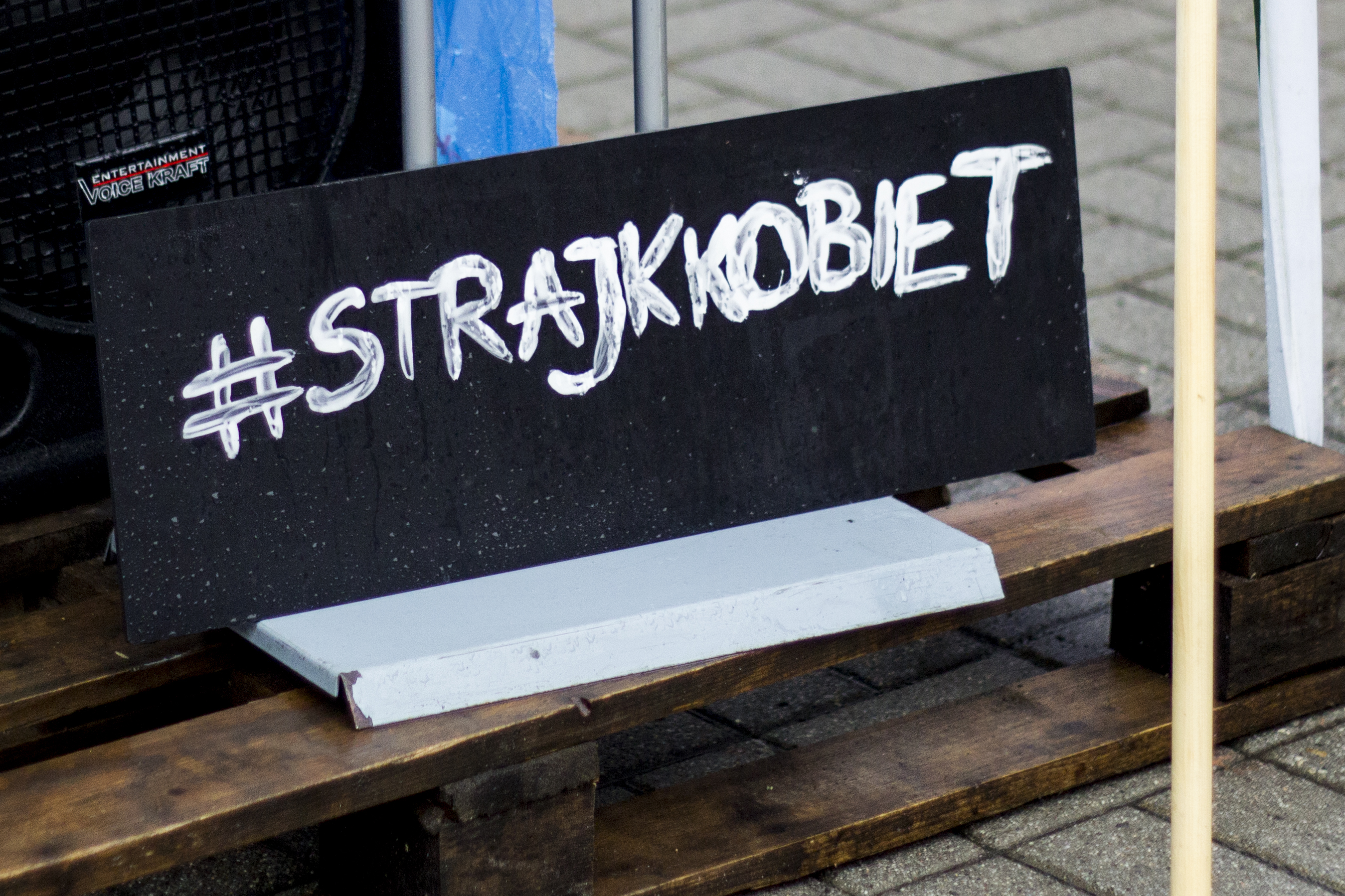A sign from the October 2016 protests against the anti-abortion law. Image courtesy Iga Lubczańska/CC BY 2.0. Poland, 2016. A sign from the October 2016 protests against the anti-abortion law. Image courtesy Iga Lubczańska/CC BY 2.0. Poland, 2016.