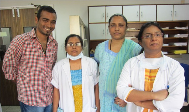 A medical team at Tata Memorial Hospital in Mumbai, India. Image by Joanne Siberner. India, 2012.