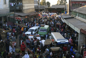 Reunion_Market.jpg Media file: Reunion_Market.jpg