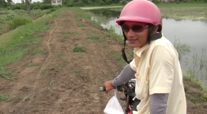 Yazar is one of the few Burmese to gain legal working status in Thailand. Image by Jesse Hardman. Thailand, 2011. image