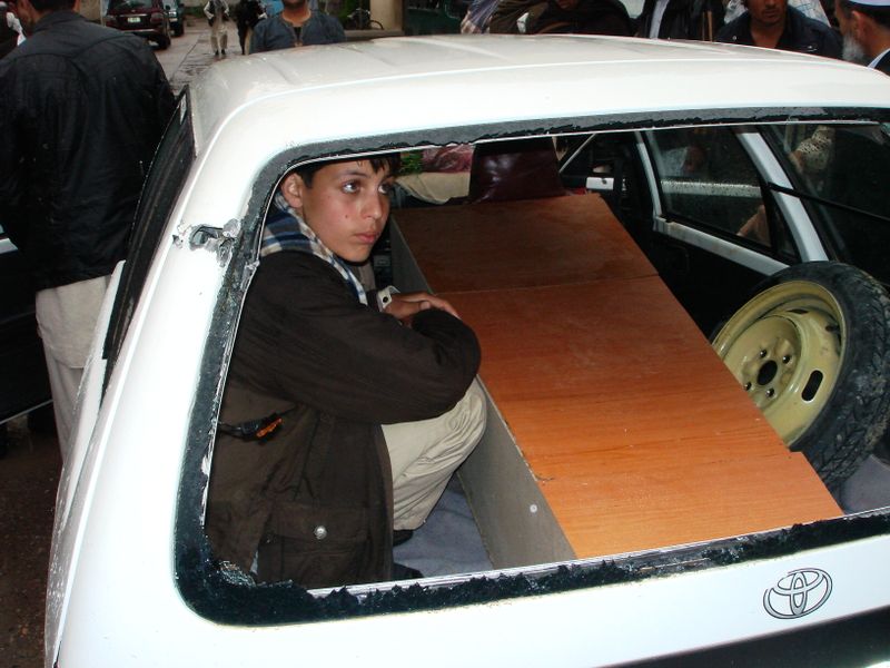Image courtesy of the Afghan Independent Human Rights Commission. Afghanistan, 2009. Media file: afghan-victim.jpg