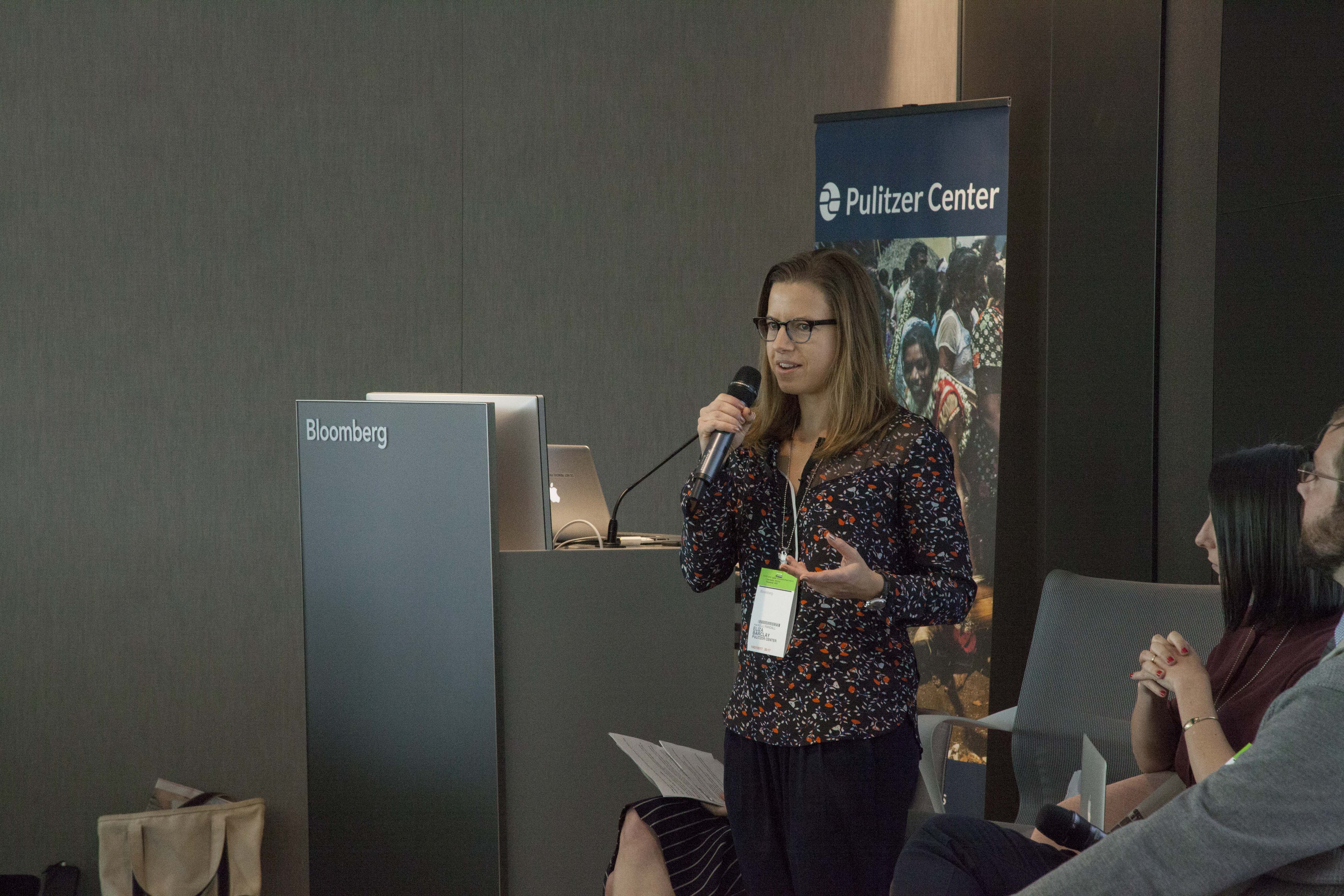 How to Pitch a Global Story Vox science editor Eliza Barclay on 'How to Pitch a Global Story.' Image by Jin Ding. Washington, DC, 2017.