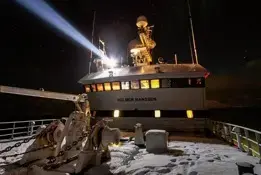 Polar Night. Image by Eli Kintisch. Arctic ocean, 2017. Polar Night. Image by Eli Kintisch. Arctic ocean, 2017.
