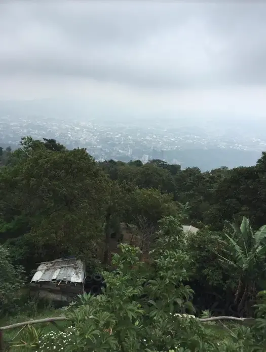 A view of San Salvador from the northern outskirts of the city. Image by Jonathan Blitzer. El Salvador, 2016. A view of San Salvador from the northern outskirts of the city. Image by Jonathan Blitzer. El Salvador, 2016.