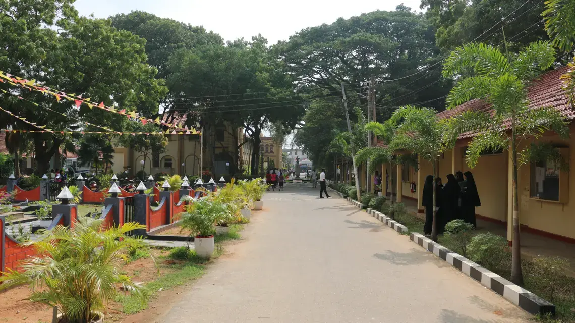 Students gather at the University of Jaffna. Many of the Write to Reconcile participants who came from the north heard about the program through their university professors. Quite a few are now employed by the university as instructors of English. Image by Sarah Hoenicke. Sri Lanka, 2019. Students gather at the University of Jaffna. Many of the Write to Reconcile participants who came from the north heard about the program through their university professors. Quite a few are now employed by the university as instructors of English. Image by Sarah Hoenicke. Sri Lanka, 2019.