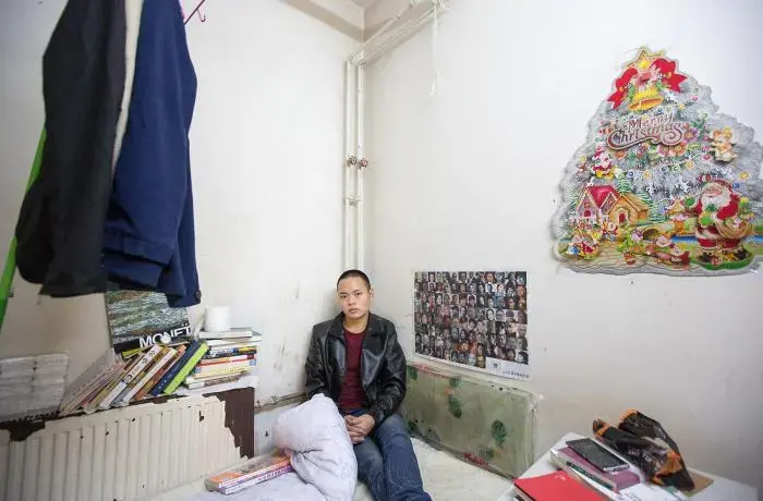 Liu Hao—budding writer, poet, photographer and filmmaker. Image by Sim Chi Yin. China, 2014. Media file: rat_tribe_liu_hao.jpg