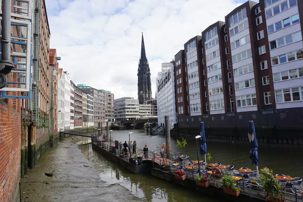 Nikolaifleet, HafenCity, Hamburg. Image by Andrew Milligan sumo / Creative Commons. Germany, undated. Nikolaifleet, HafenCity, Hamburg. Image by Andrew Milligan sumo / Creative Commons. Germany, undated.