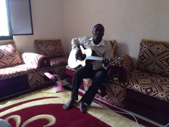 Media file: singermali.JPG