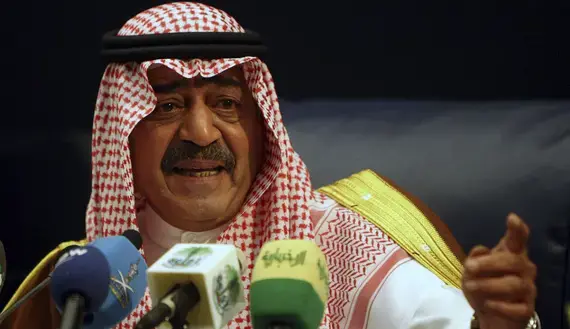 Prince Muqrin bin Abdelaziz gestures during a news conference in Riyadh, Nov. 24, 2007. Image courtesy to REUTERS/Ali Jarekji. Media file: rtr33oj3.jpg