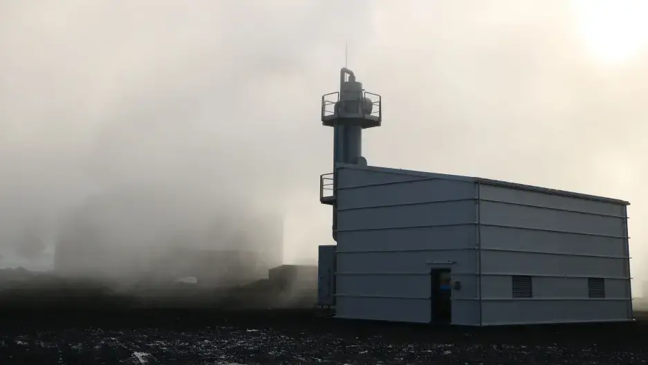This facility near Reykjavik scrubs CO2 from geothermal steam leaving Iceland’s Hellisheiði power plant and begins the process of securing it underground, where it reacts with basalt rocks to form stable new minerals. Image by Ari Daniel. Iceland, 2019. This facility near Reykjavik scrubs CO2 from geothermal steam leaving Iceland’s Hellisheiði power plant and begins the process of securing it underground, where it reacts with basalt rocks to form stable new minerals. Image by Ari Daniel. Iceland, 2019.
