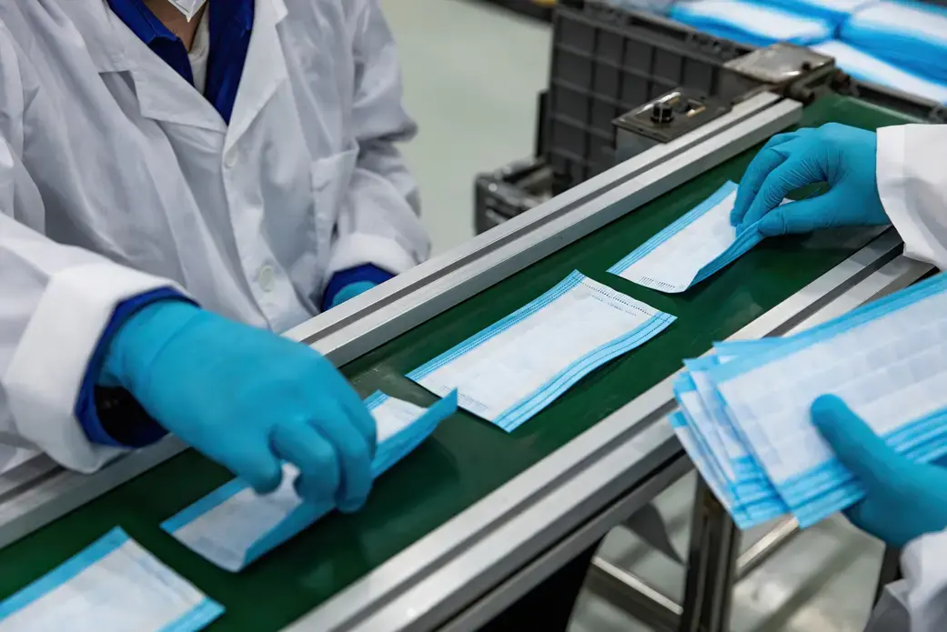 As the novel pneumoconiosis coronavirus spreads worldwide, medical mask automation machines are in continuous 24-hour production to prepare for the outbreak. Image by InkheartX / Shutterstock.com. Undated. As the novel pneumoconiosis coronavirus spreads worldwide, medical mask automation machines are in continuous 24-hour production to prepare for the outbreak. Image by InkheartX / Shutterstock.com. Undated.
