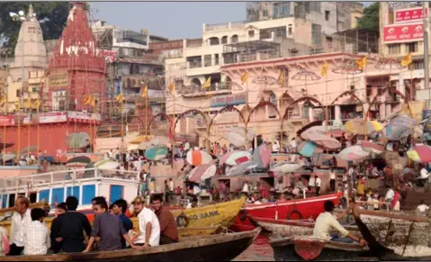 The Ganges helps sustain an estimated 10 percent of the world’s population yet it is becoming more famous for its pollution. Image by Cameron Conaway. India, 2015. Media file: screen_shot_2015-06-18_at_4.32.56_pm.png
