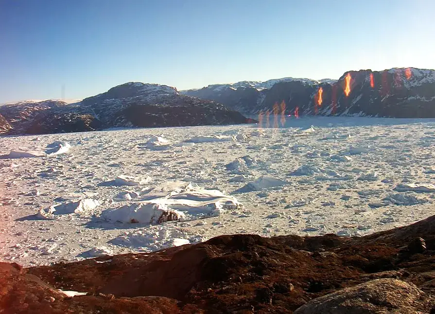 Image by Ari Daniel. Greenland, 2015. Media file: glacierpic.jpg