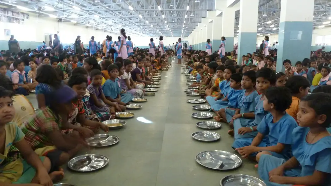 KISS has grown to have about 18,000 pupils Image by Fred de Sam Lazaro. India, 2013. Media file: kisslunch.jpg