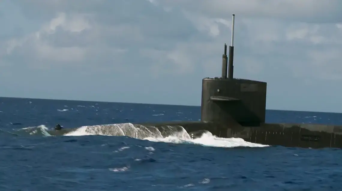 Replacing America’s 14 nuclear-armed submarines with 12 new ones is said to be the Navy's highest priority. Vice Admiral Michael Connor says that buying too few could tempt adversaries, delivering a knockout blow. Media file: sub.jpg