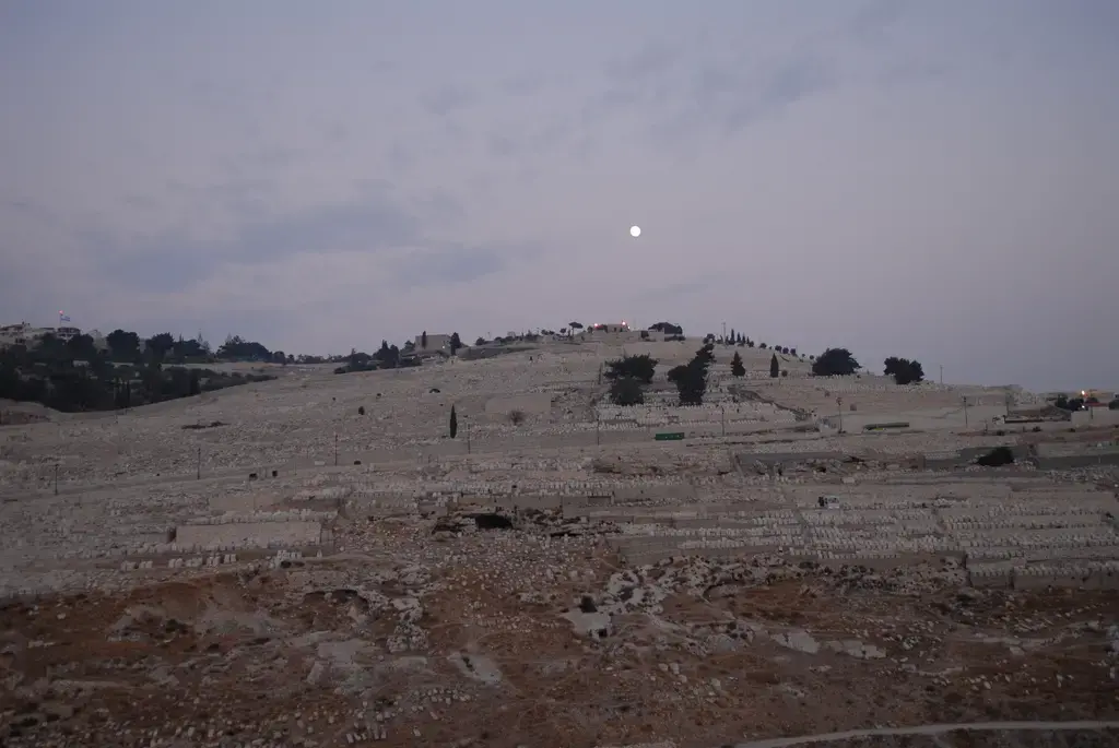 The Mount of Olives, Silwan Kfar Ha-shilo-akh, Jerusalem, West Bank. Image by Ben Adam via flickr Creative Commons. Israel, 2008. Media file: 5204247726_26e1426c59_b.jpg