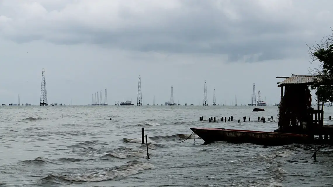 Video still from Nadja Drost and Bruno Federico's project, Venezuela on the Brink.