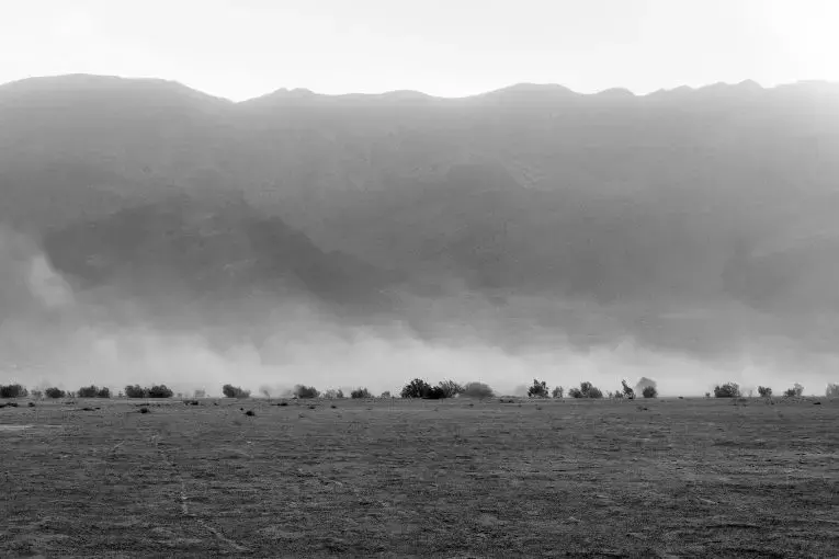 The salty wind around the Lake Bakhtegan contributes to the poor health of many who live in the vicinity. Image by Ako Salemi. Iran, 2016. The salty wind around the Lake Bakhtegan contributes to the poor health of many who live in the vicinity. Image by Ako Salemi. Iran, 2016.