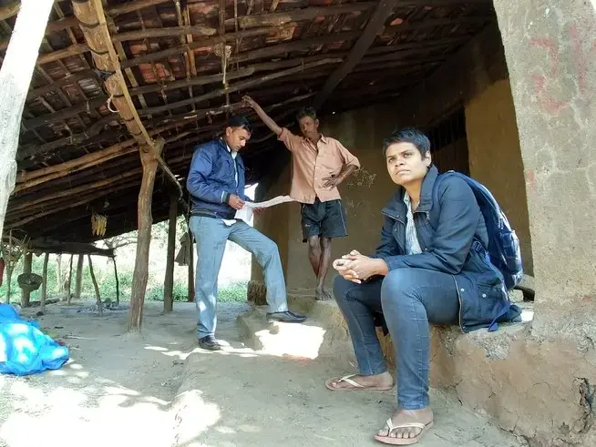 Nikita Sonavane (right) and Rameshbhai Dhoom from the Centre for Social Justice gather information outside the home of a woman murdered in a witch hunt in Gujarat. Image by Seema Yasmin. India, 2017. Nikita Sonavane (right) and Rameshbhai Dhoom from the Centre for Social Justice gather information outside the home of a woman murdered in a witch hunt in Gujarat. Image by Seema Yasmin. India, 2017.