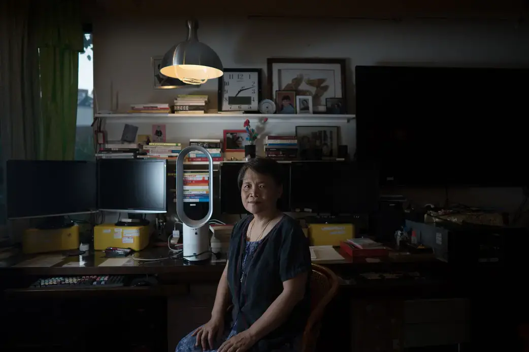 Ai Xiaoming poses for a portrait. Image by Sim Chi Yin. China, 2016. Ai Xiaoming poses for a portrait. Image by Sim Chi Yin. China, 2016.