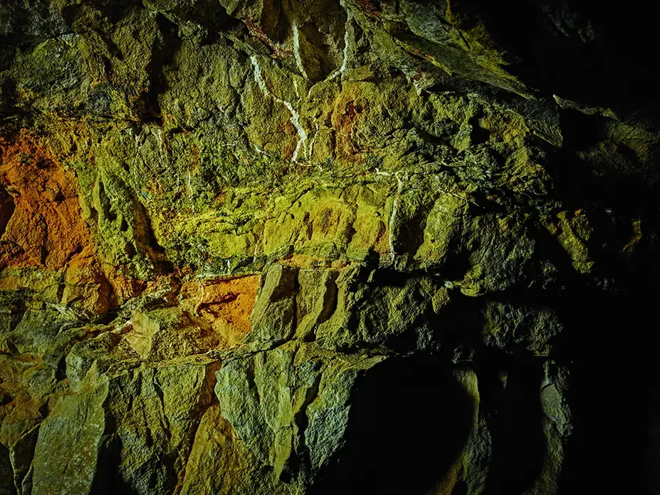 Uranium ore in the abandoned Hummer Mine, Paradox Valley, Colorado (detail). Image by Balazs Gardi. United States, 2017. Uranium ore in the abandoned Hummer Mine, Paradox Valley, Colorado (detail). Image by Balazs Gardi. United States, 2017.