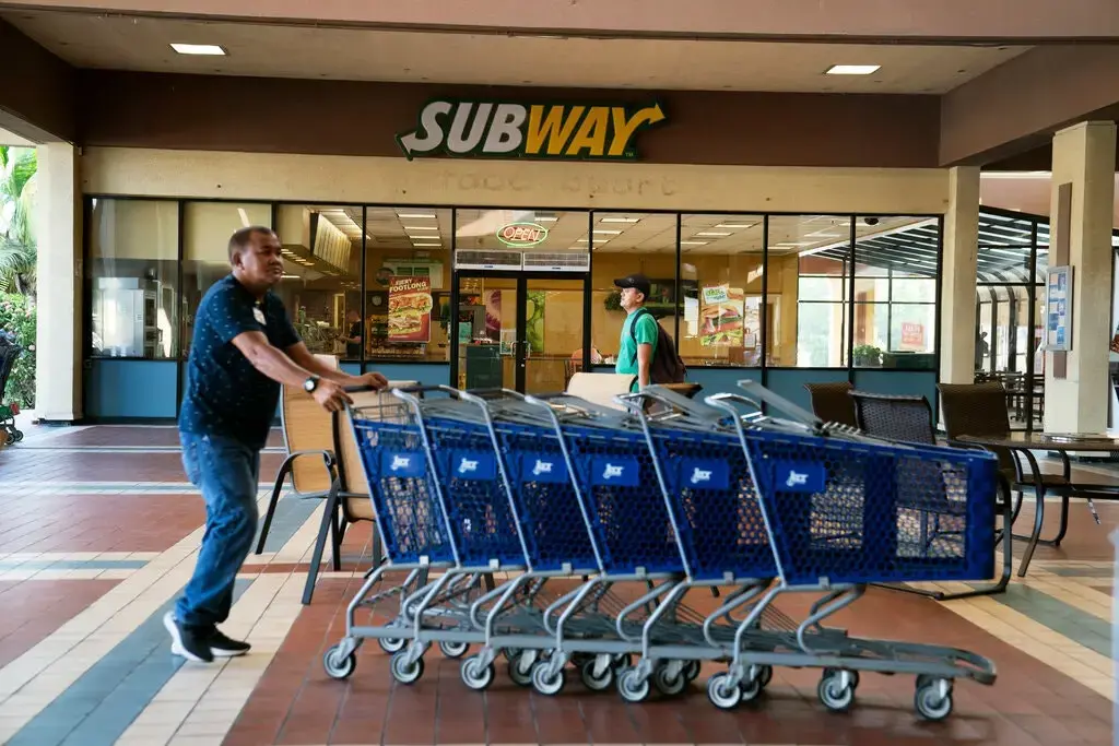 The commissary complex at the naval base in 2019. Image by Doug Mills / The New York Times. United States, 2019. The commissary complex at the naval base in 2019. Image by Doug Mills / The New York Times. United States, 2019.