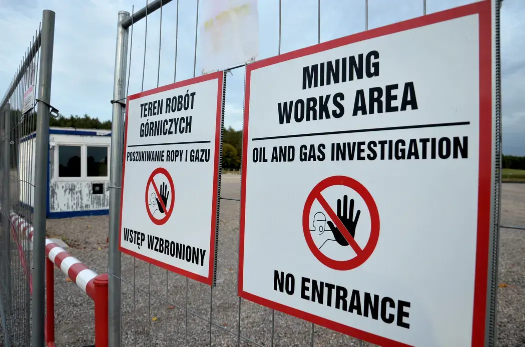 Generally, the Polish central government has pushed for shale gas development without the proper controls and transparency. Image by Dimiter Kenarov. Poland, 2012. Media file: 11.JPG