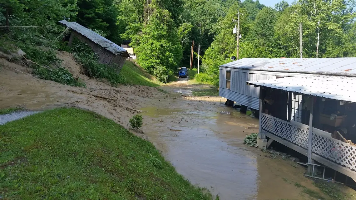 A landslide near an abandoned mine site in Perry County, Kentucky. Image courtesy of Kentucky Energy and Environment Cabinet. United States, 2018. A landslide near an abandoned mine site in Perry County, Kentucky. Image courtesy of Kentucky Energy and Environment Cabinet. United States, 2018.