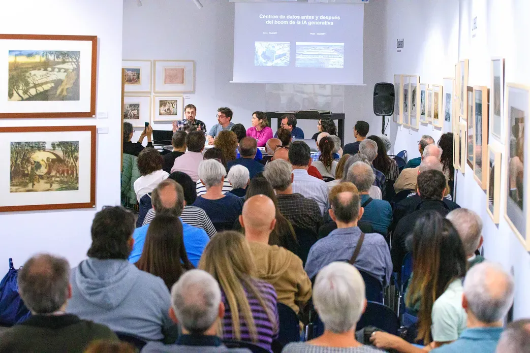 Crowd watching a presentation