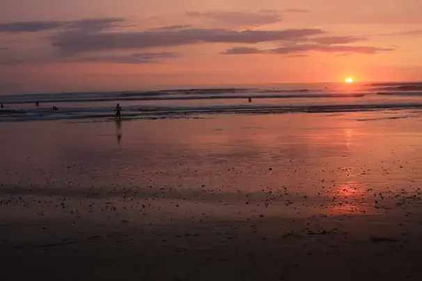 Costa Rica draws nearly a million U.S. tourists each year to its beaches and national parks but the country is experiencing more crime as drug traffickers move cocaine along the Panamerican Highway and up the coast. Image by Nick Miroff. Costa Rica, 2011. Media file: CostaRica.jpg