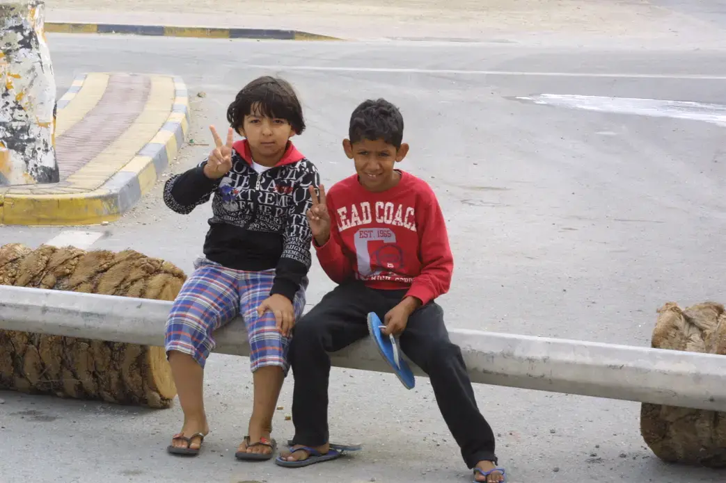 Media file: Kids roadblk 1.JPG