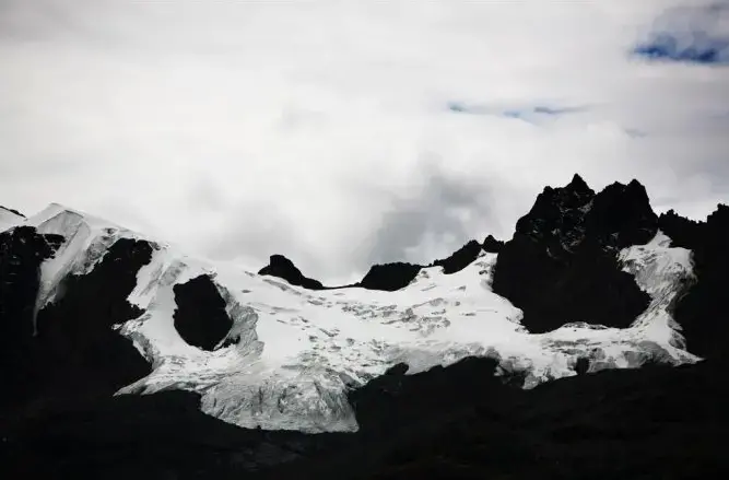 Andean glaciers are imperiled by rising temperatures. Image by Brent Stirton for Getty Images. Media file: Picture 1.png