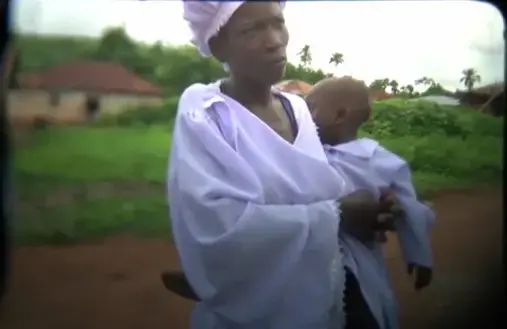 Nigerian mother and child Media file: Picture 2.jpg
