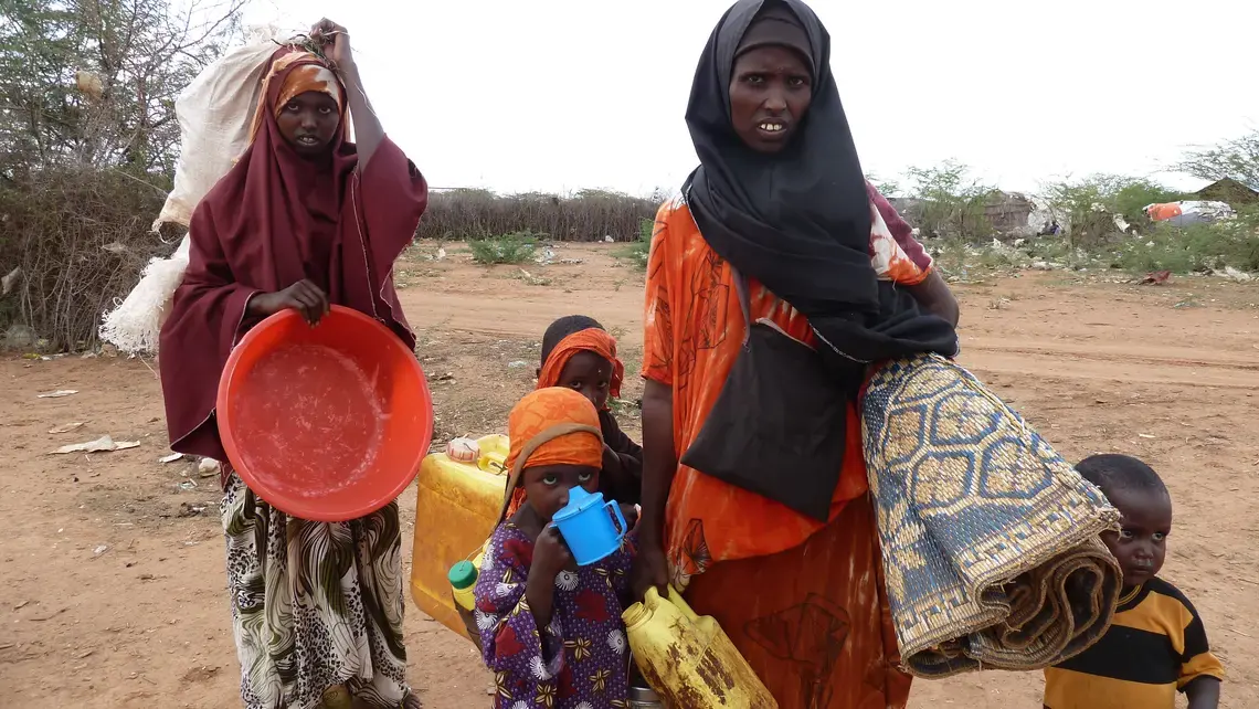 Media file: Somali family.JPG