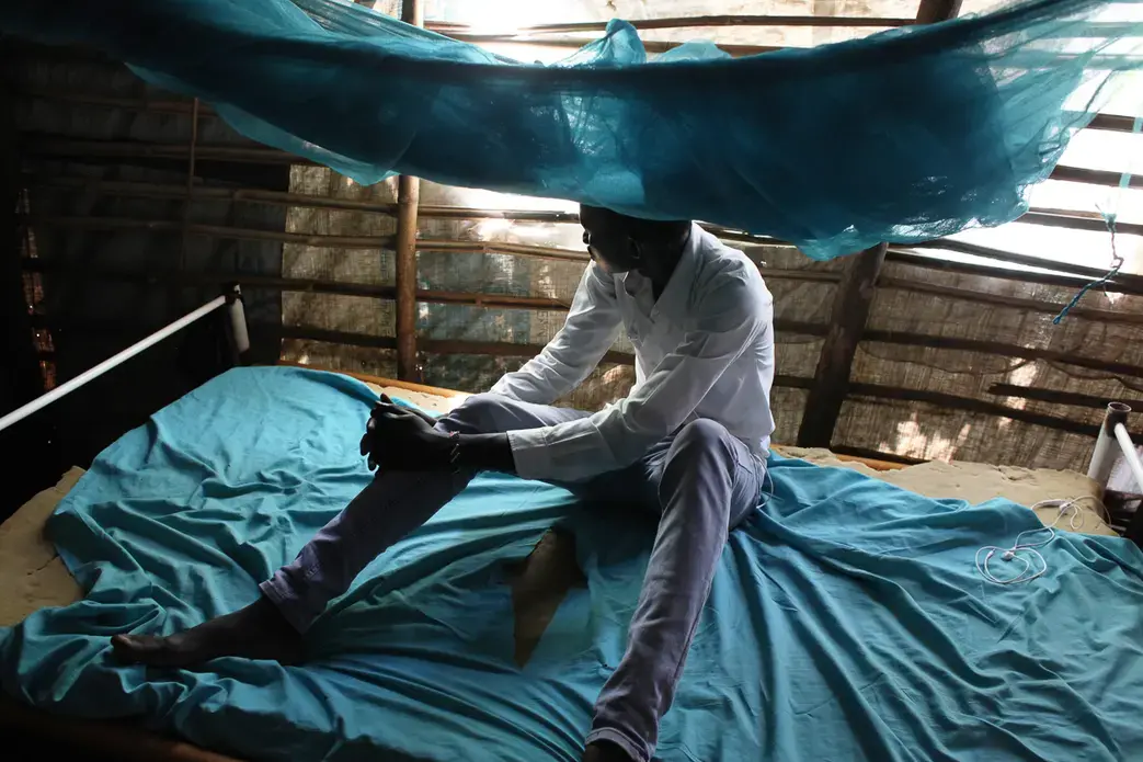 Originally from Bentiu, this young man fled in December 2013 when the conflict broke out in his town. He went to a smaller town called Mayom, where the war had not yet reached. There, he wanted to keep on going to school. But in April 2014, when he was 14, government soldiers came to the town and took him away. 'I was forced to be a soldier. Many people were taken that day. I knew that they were there looking for new recruits'. He was taken for training with other young men, to a military camp. 'They would…