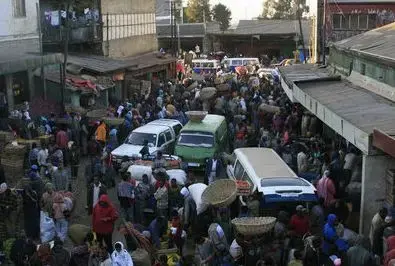 Media file: crowd.JPG